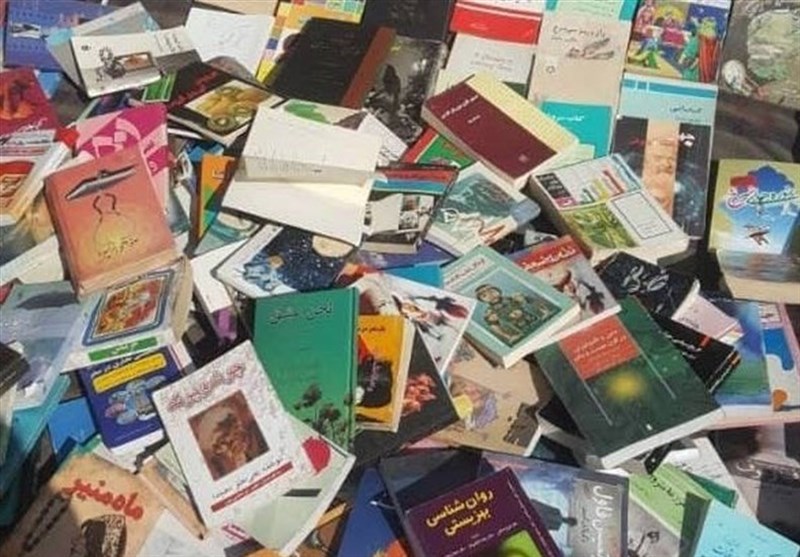 جزئیات تازه از جمع‌آوری دستفروشان کتاب در خیابان انقلاب